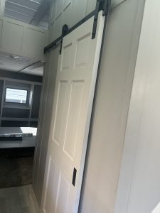 Sliding door incorporated for the bathroom